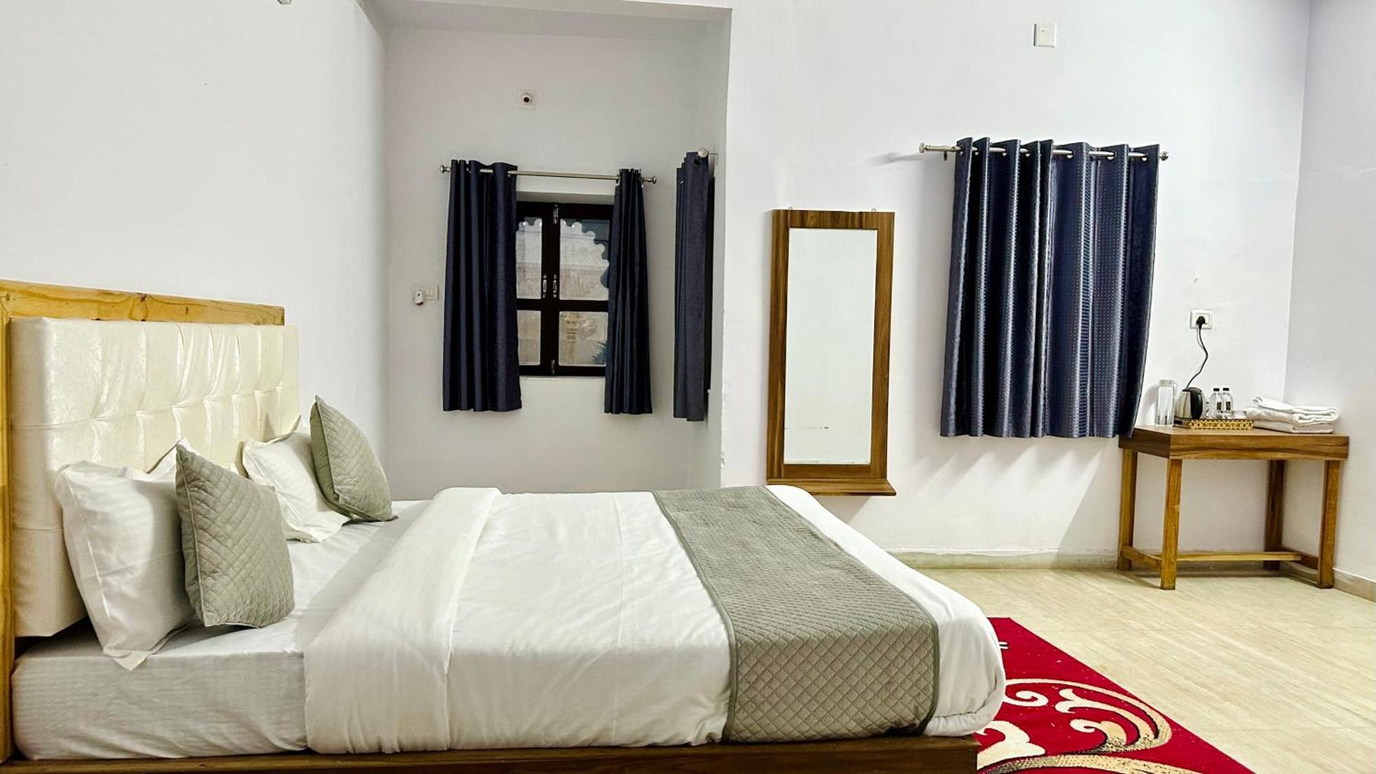 The Burj Resort Luxurious Stay Udajpur Zewnętrze zdjęcie